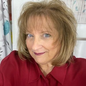 Meet your Posher, Catherine